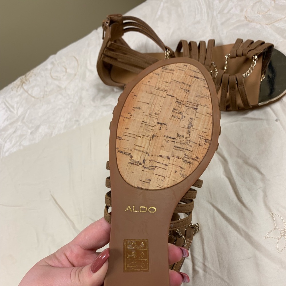 Sandals - Picture 4 of 4